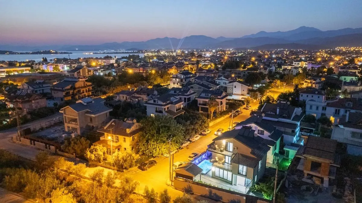 Villa Moonlight فتحية